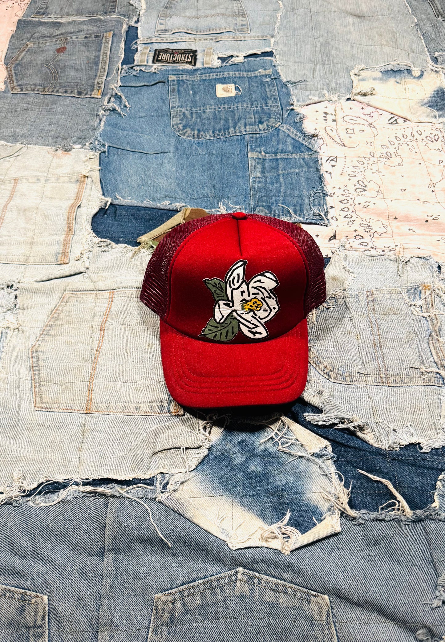 MAGNOLIA TRUCKER HAT | BORDEAUX