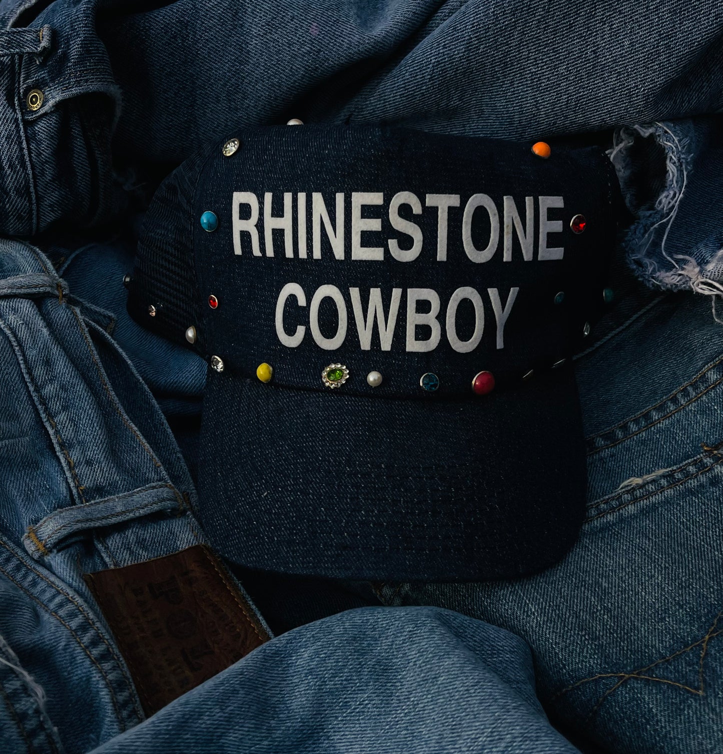 RHINESTONE COWBOY TRUCKER | DENIM