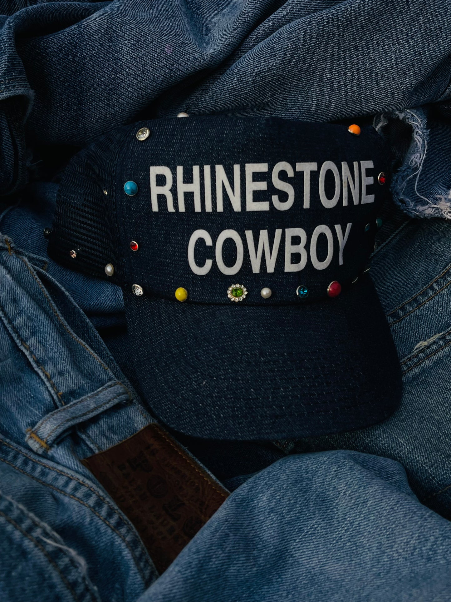RHINESTONE COWBOY TRUCKER | DENIM