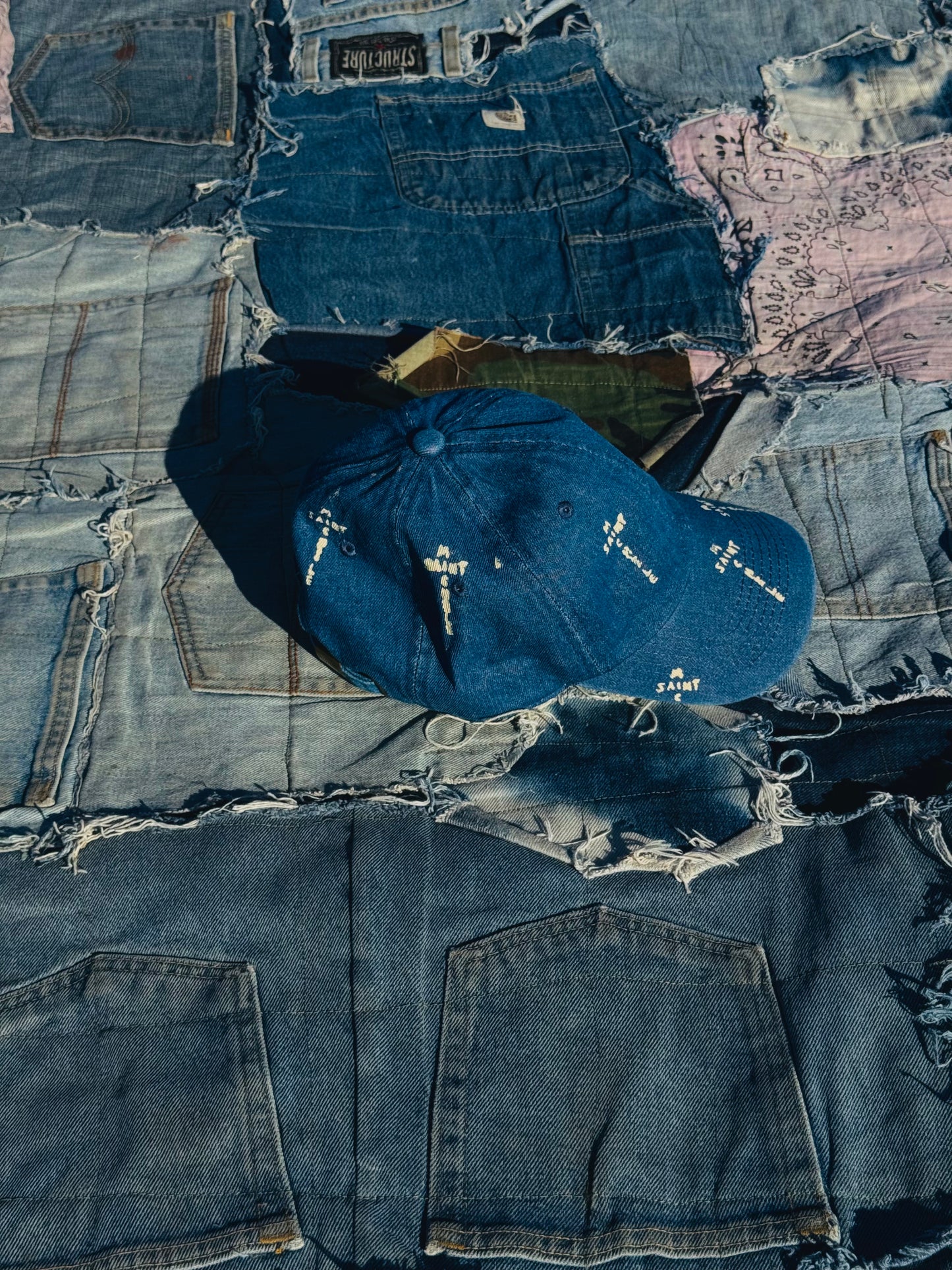 MONOGRAM CROSS LOGO TRUCKER | MEDIUM WASH DENIM