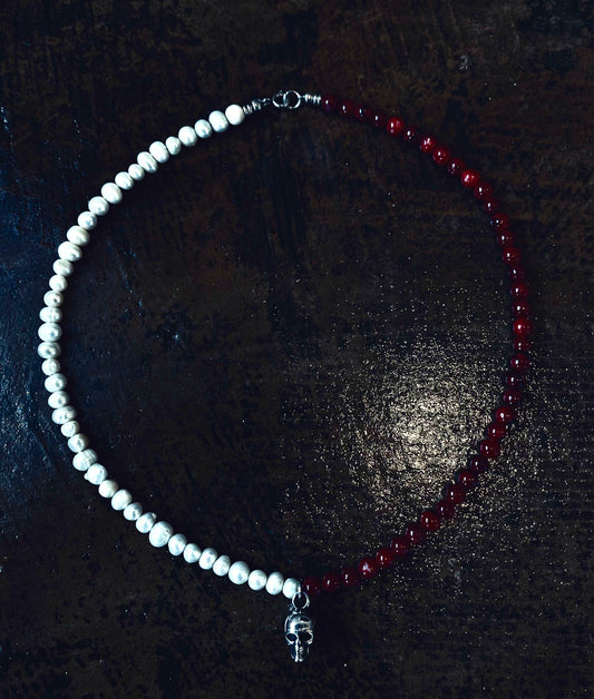 MORS VINCIT OMNIA PEARL NECKLACE | RED STONE & PEARL