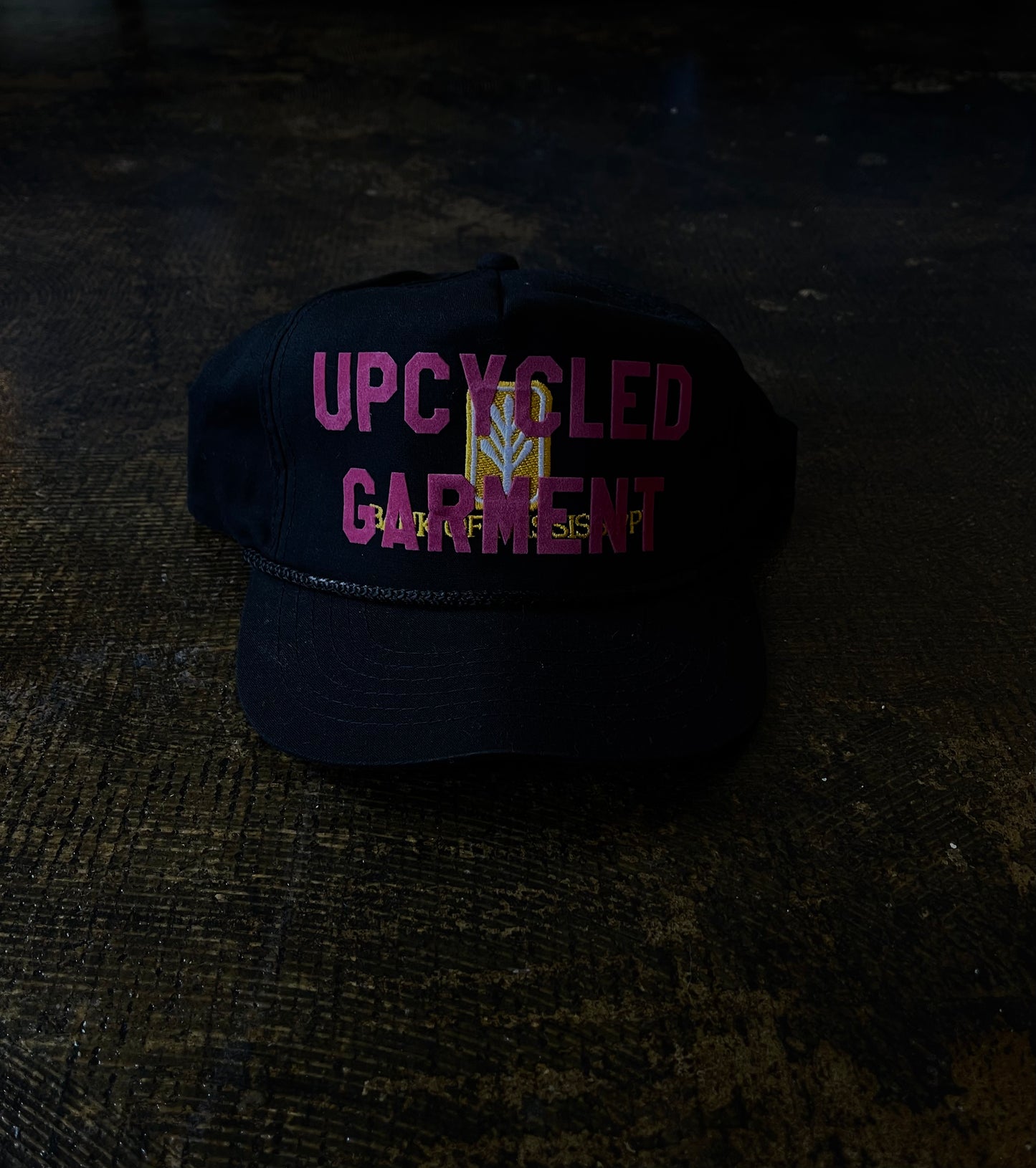 UPCYCLED GARMENT TRUCKER | 003
