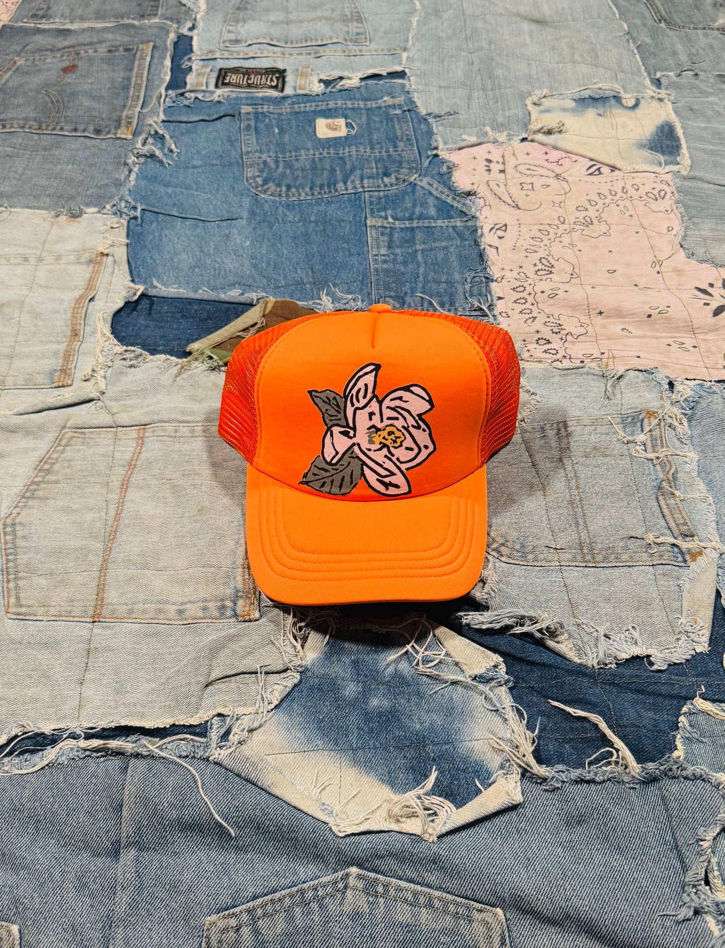 MAGNOLIA TRUCKER HAT | PAPAYA