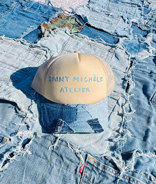 SCRIPT LOGO PATCHWORK DENIM TRUCKER | 002