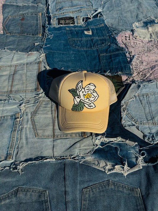 MAGNOLIA TRUCKER HAT | MAGNOLIA BLOSSOM