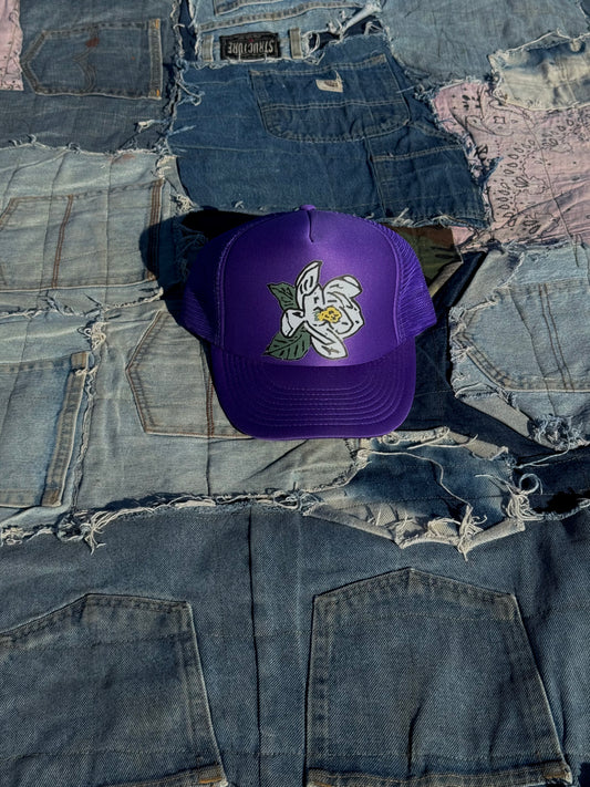 MAGNOLIA TRUCKER HAT | INDIGO VIOLET