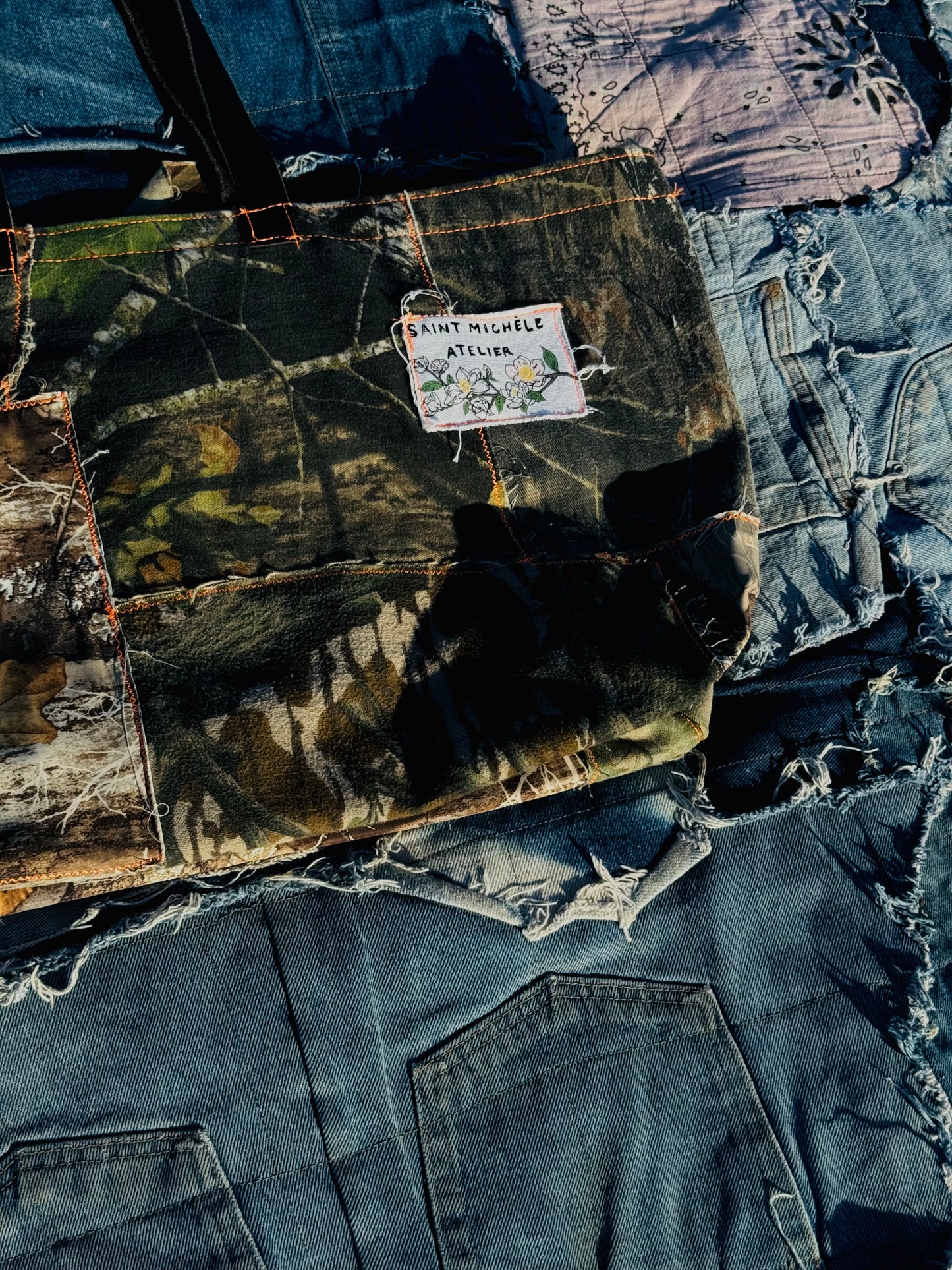 REWORKED PATCHWORK DAILY TOTE | CAMO