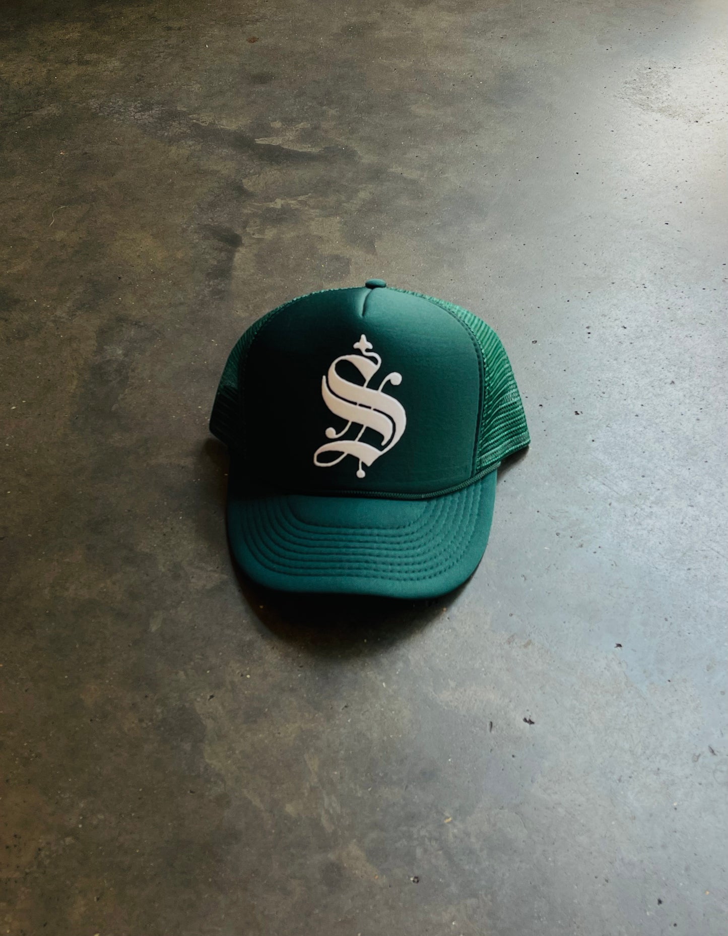 OLDE SAINT TRUCKER | PINE