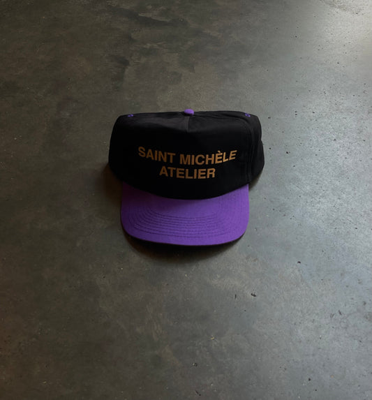 ATELIER OG LOGO TRUCKER | ONYX & PURPLE